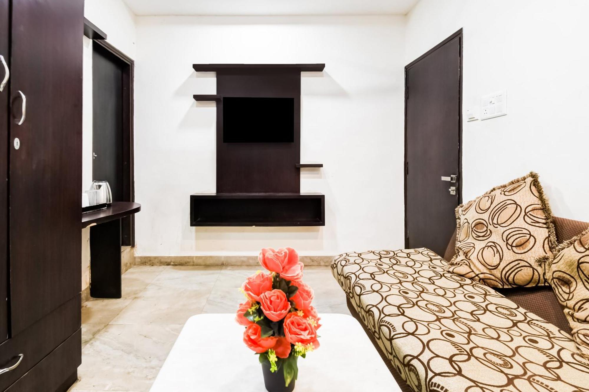 Super Hotel O Raipur City Center Formerly Hotel Edge Bagian luar foto