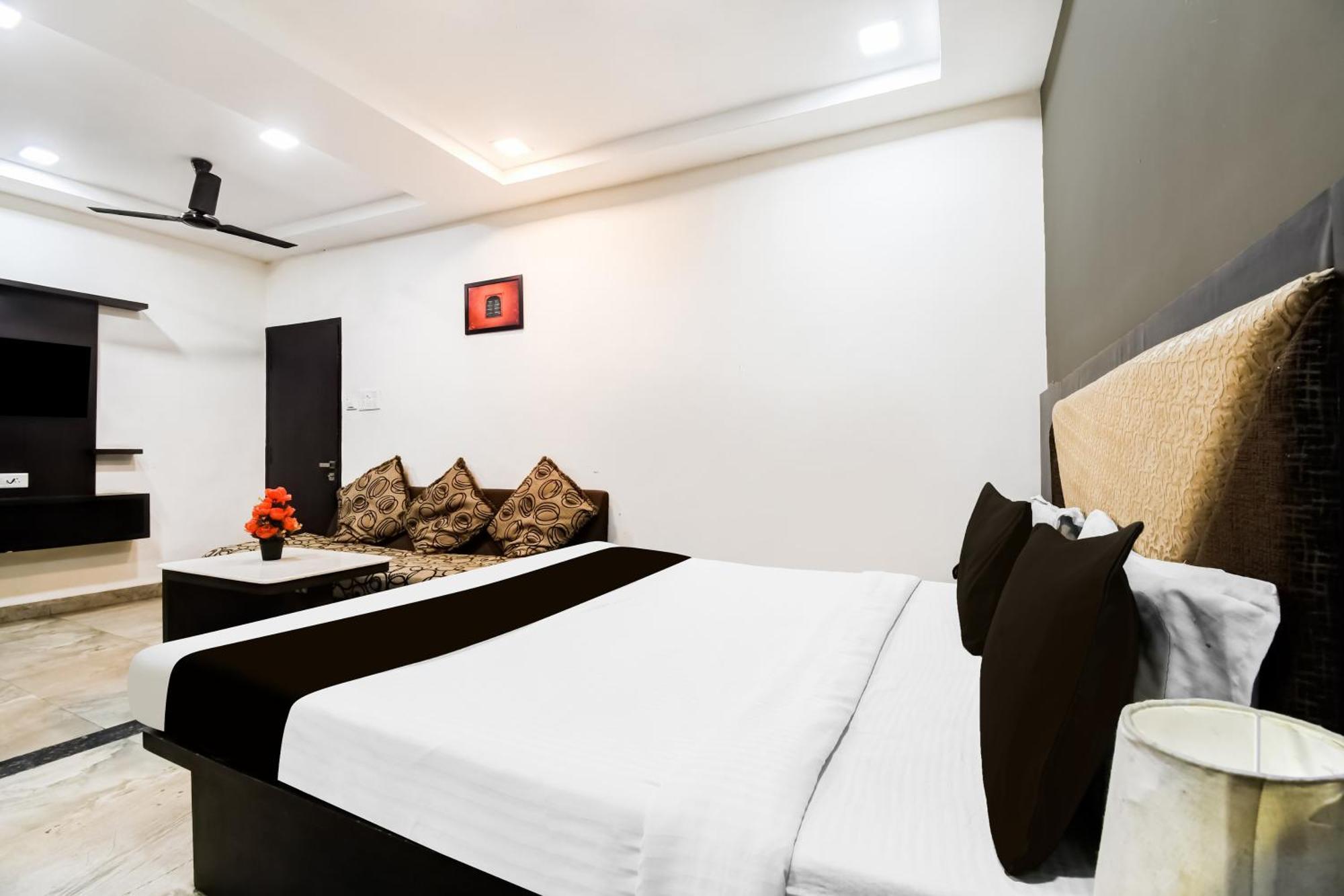 Super Hotel O Raipur City Center Formerly Hotel Edge Bagian luar foto